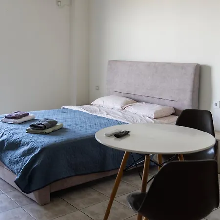 Elia Mini 3 Apartment