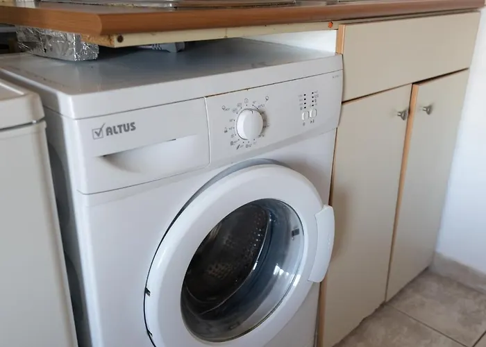 Elia Mini 3 * Лариса